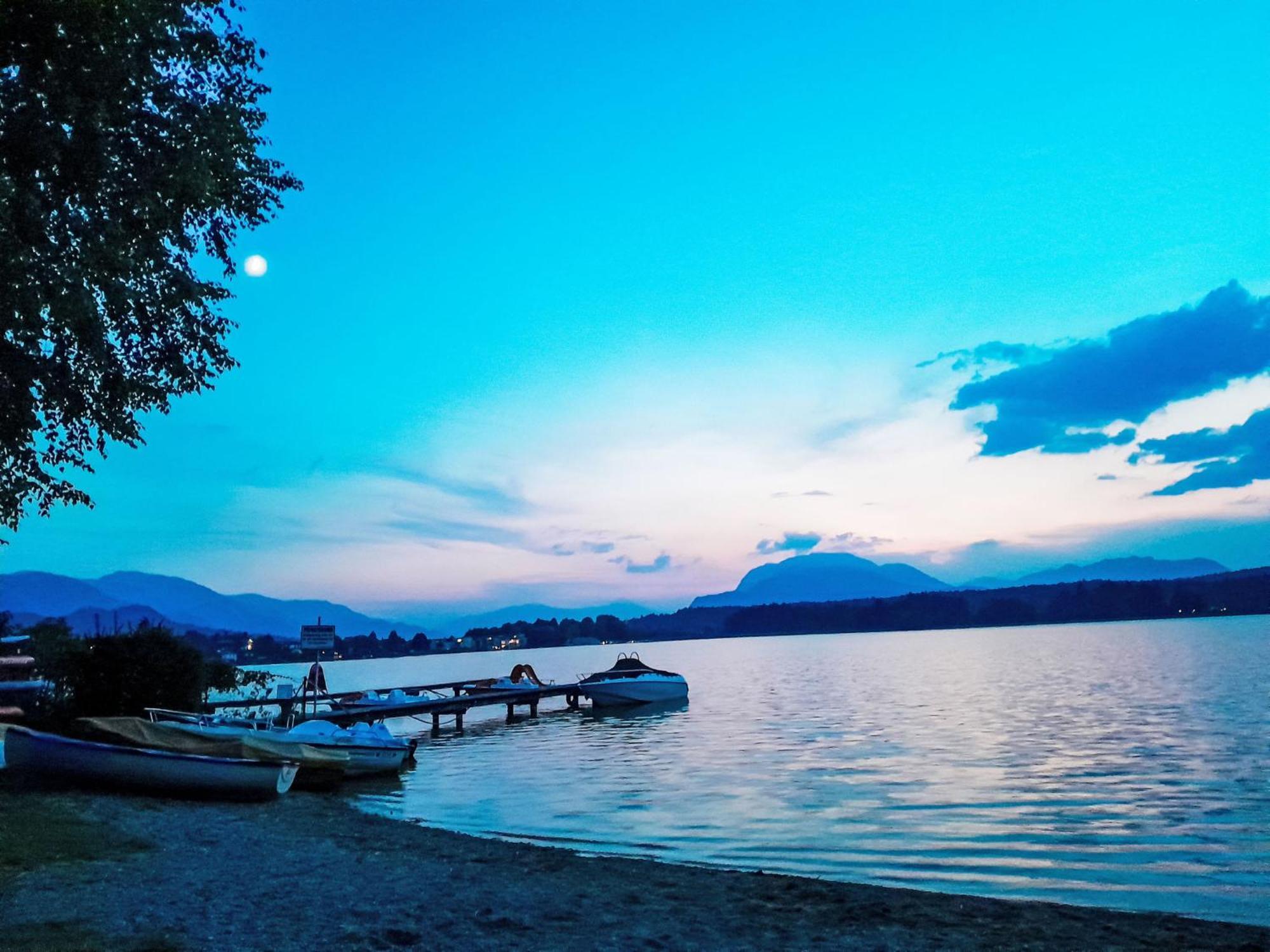 Holiday Home Seehaus Blue Faak Faak am See Exterior foto